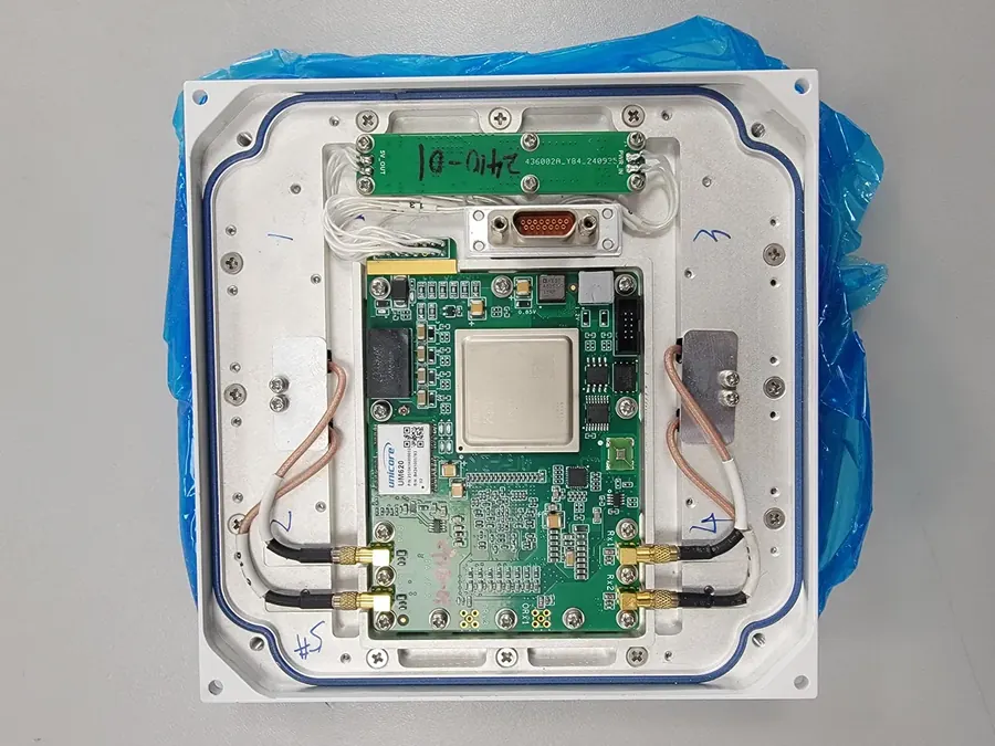 Internal PCB and GNSS Module